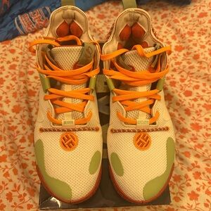 Men’s adidas Harden Vol. 6 Athletic Shoes